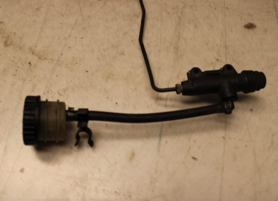 Rempomp achter BMW R 1100 RT