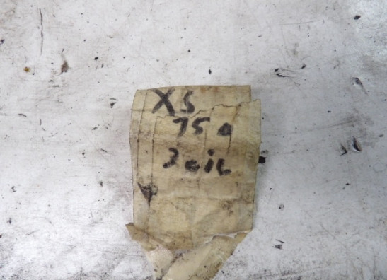 Relais Yamaha XS 750