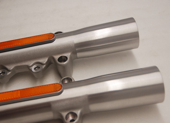 Voorpoot buiten Harley Davidson Softtail