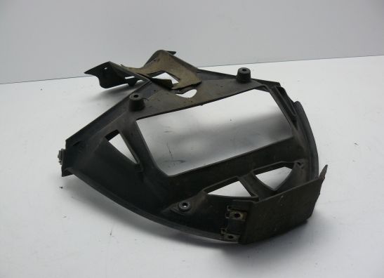 Cowl V shape under Aprilia RST 1000 Futura