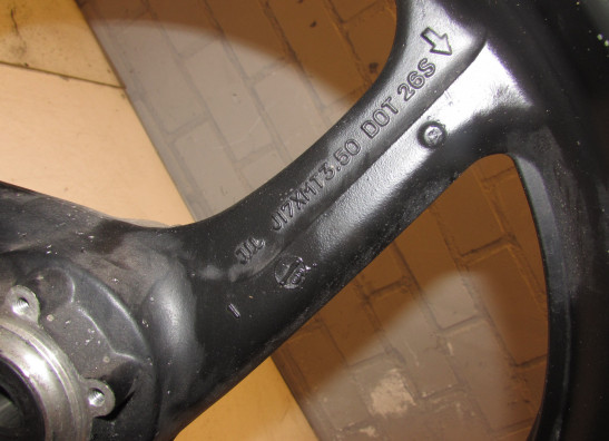 Felge vorne Honda CBR 900 RR