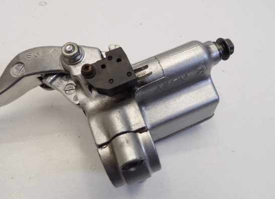 Front brake master cylinder  Suzuki VL 800