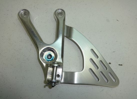 Main step holder left Yamaha YZF R6