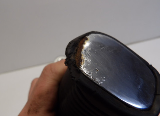 Main step holder right Suzuki LS 650