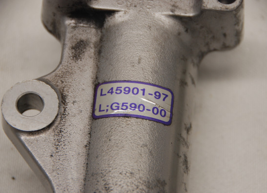 Fork pipe outside Harley Davidson Dyna