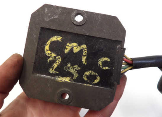 Regulator rectifier  Honda CM 250 C