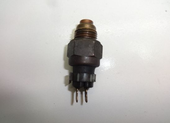 Radiator toebehoren Honda VF 700  750 S Sabre