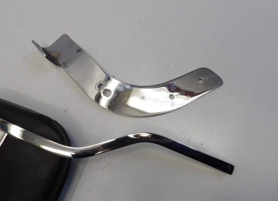 Rugsteun sissybar Honda VF 700  750 Supermagna