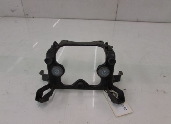 Upper cowl Stay Kawasaki ZZR 250