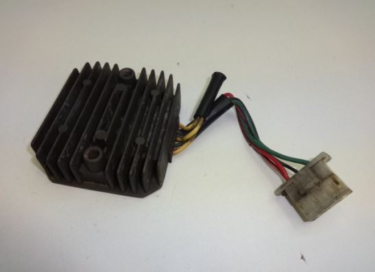 Spanningsregelaar Honda VF 700  750 S Sabre