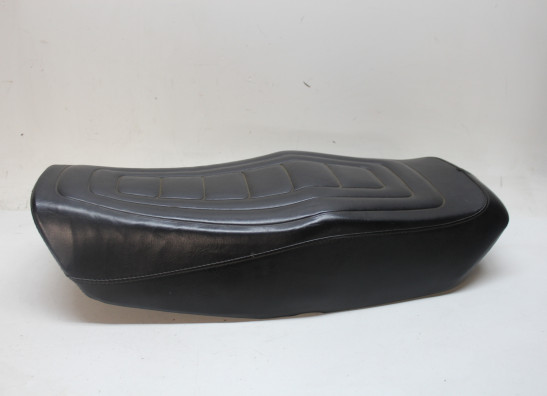 Zadel Honda CBX 550 F2