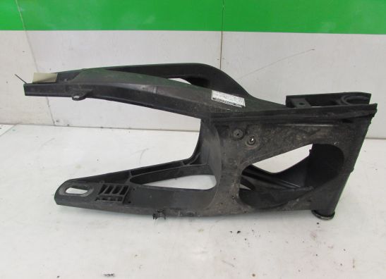 Swingarm Yamaha YZF R1
