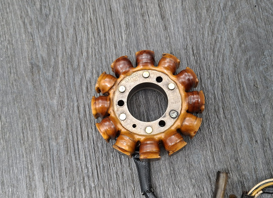 Generator Suzuki GS 750