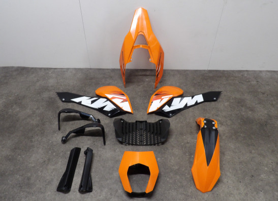 Complete kuipset KTM 690 SMC