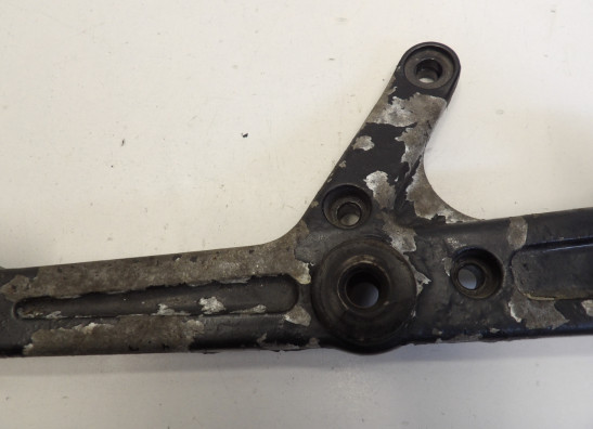 Fussrastetrager vorne rechts Kawasaki ZEPHYR 550