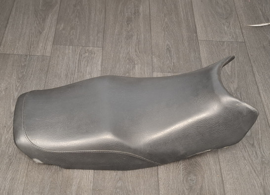 Zadel Honda VF 700  750 S Sabre