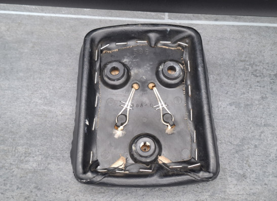 Rugsteun sissybar Suzuki VS 1400 Intruder