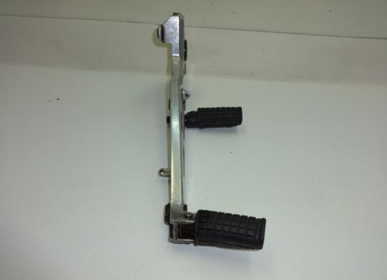 Fussrastetrager vorne rechts Honda CB 450