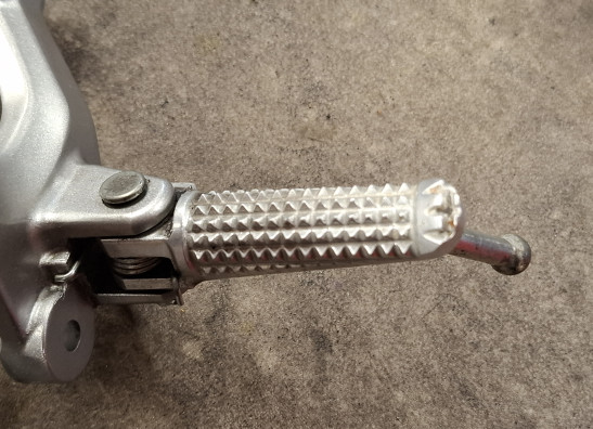 Fussrastetrager vorne rechts Yamaha Tracer 900