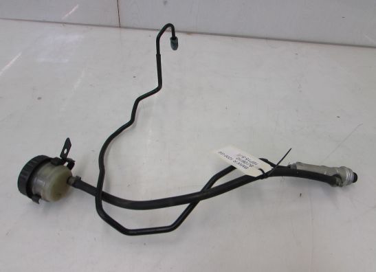 Rempomp achter BMW R 1200 RT