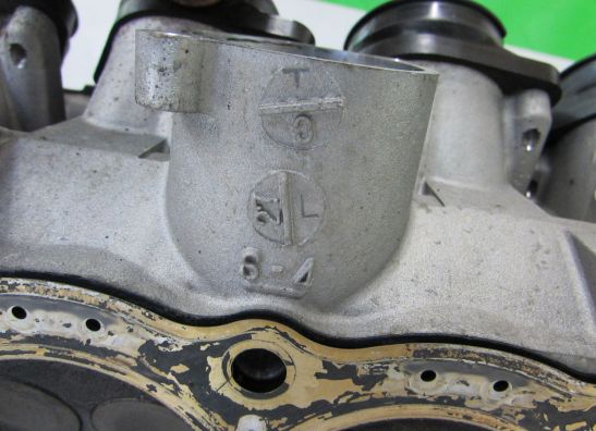 Cylinder head Suzuki GSX R 1000