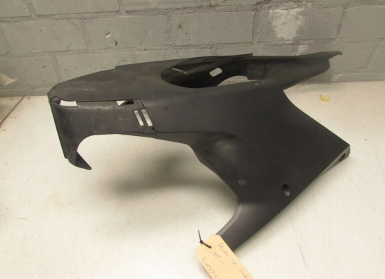 Cowl under Honda CBR Fireblade