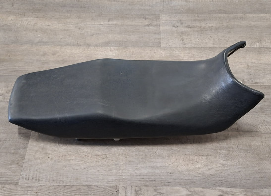 Zadel Kawasaki GPX 750