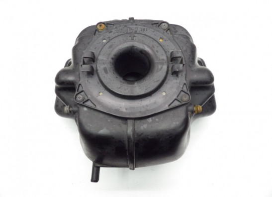 Air cleaner case Suzuki GSX F 600