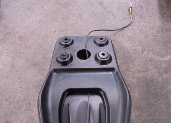 Kentekenplaathouder Benelli TRK 702