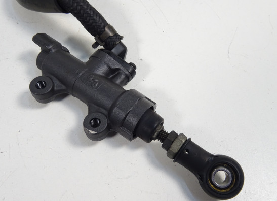 Rempomp achter Honda CBR 600 RR