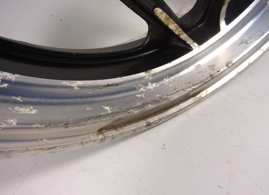 Voorvelg Ducati Paso