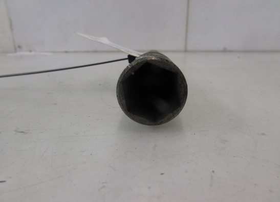 Axle front Suzuki GSX R 1000