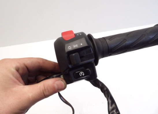 Handlebar switch assy right Suzuki TU 250 X Volty