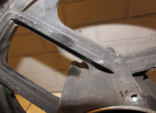 Front Wheel Kawasaki GPZ 600