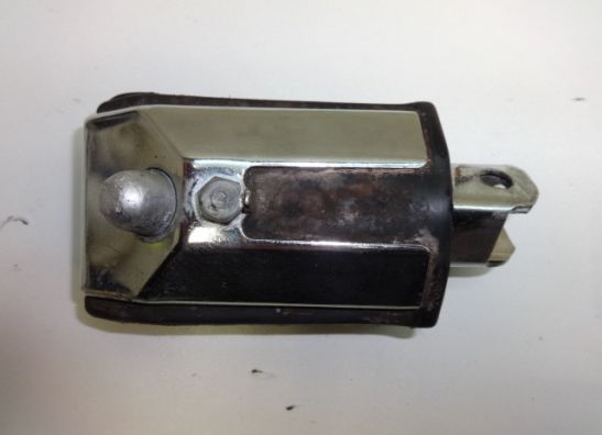 Footrest left Honda VF 700  750 C Magna