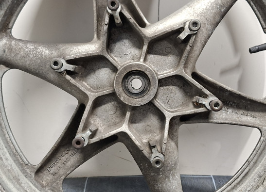 Front Wheel Suzuki GSX 1100 G