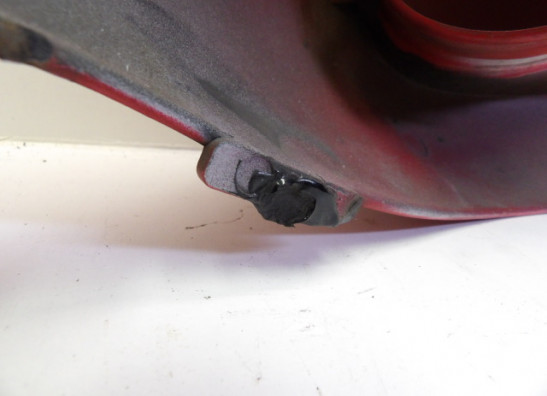 Rechter achterkant Yamaha SZR 660