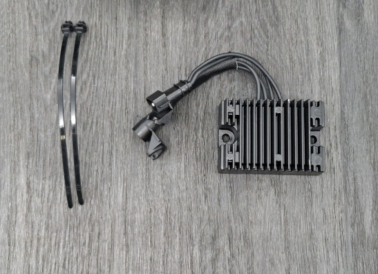 Spanningsregelaar Harley Davidson Sportster