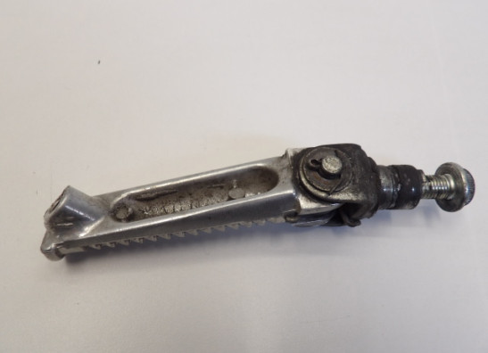 Footrest right Suzuki GSX R 750