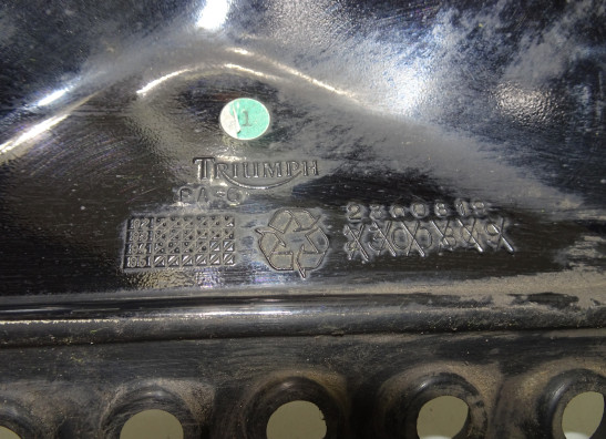 Cowl left rear Triumph Tiger 900