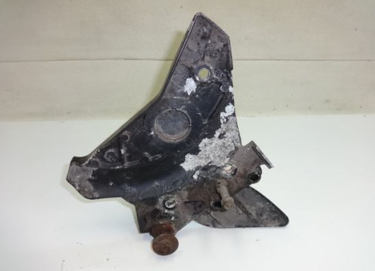 Fussrastetrager vorne rechts Kawasaki ZR 7