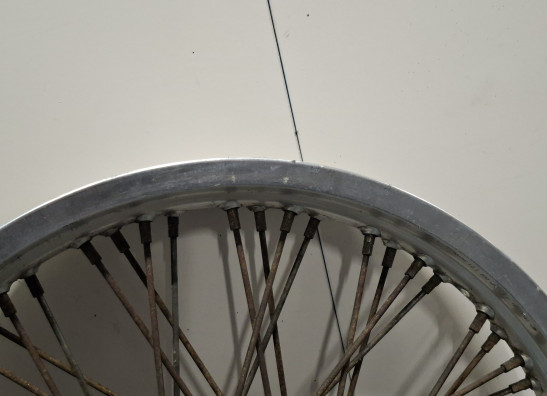 Front Wheel Suzuki VS 700 Intruder