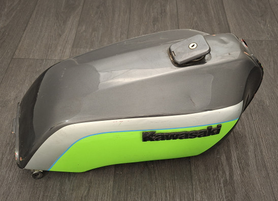 Fuel tank Kawasaki GPZ 550