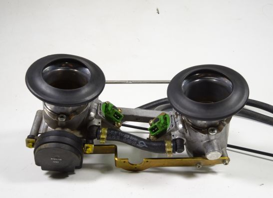 Gasklephuis Ducati ST4
