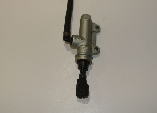 Rempomp achter BMW R 1200 R