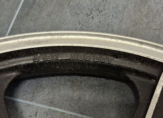 Front Wheel Kawasaki KZ 440