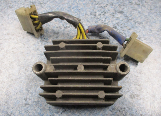 Regler Gleichrichter Honda CB 650