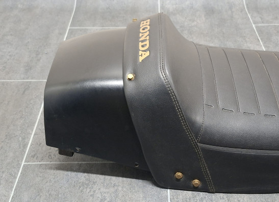 Zadel Honda CB 750 F