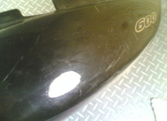 Linker achterkant Suzuki GSX F 600