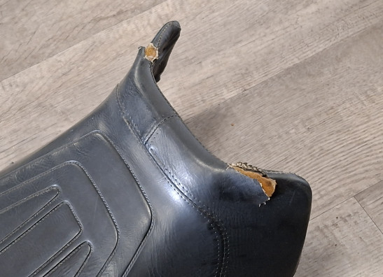 Zadel Honda VF 700  750 S Sabre